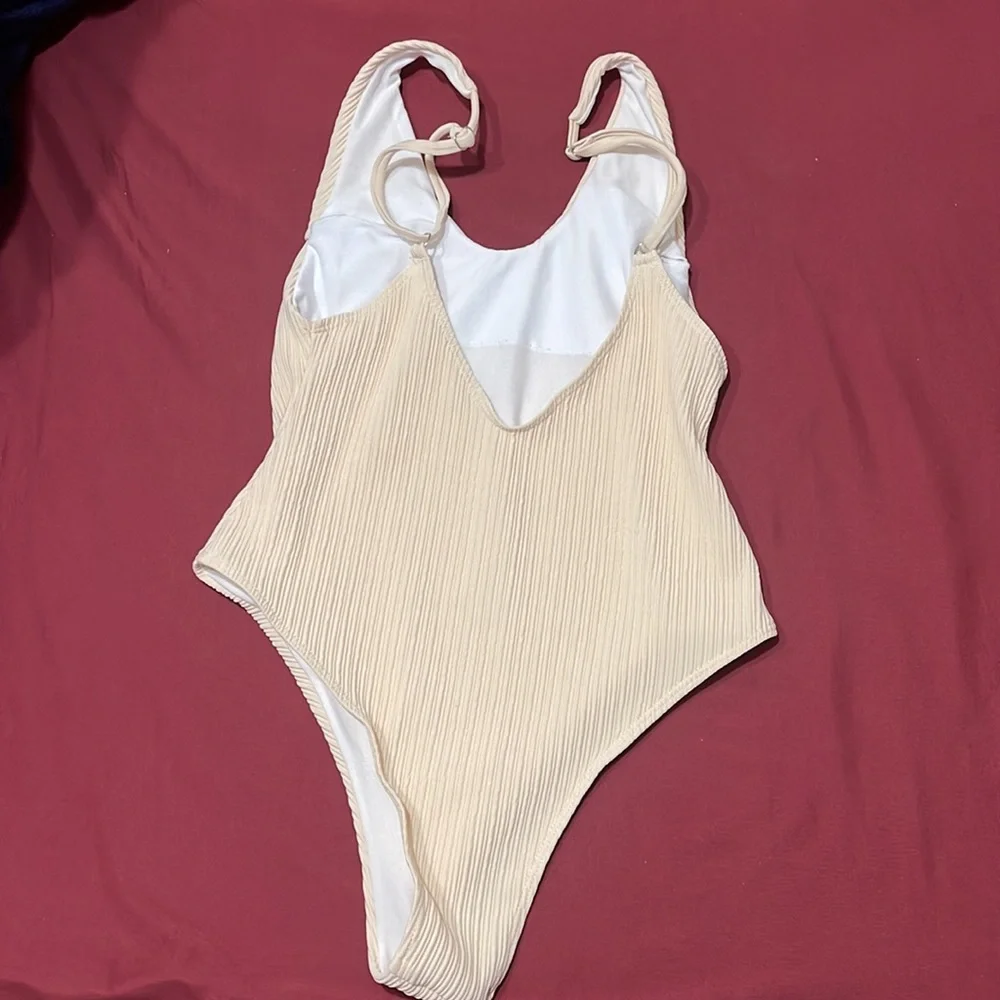 Never worn shein bathing suit - Picture 2 of 2